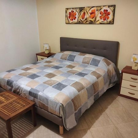 The Best Rooms & Apartments - Parcheggia Gratis Sotto Casa Ed Entra - 마자라데발로 객실 사진