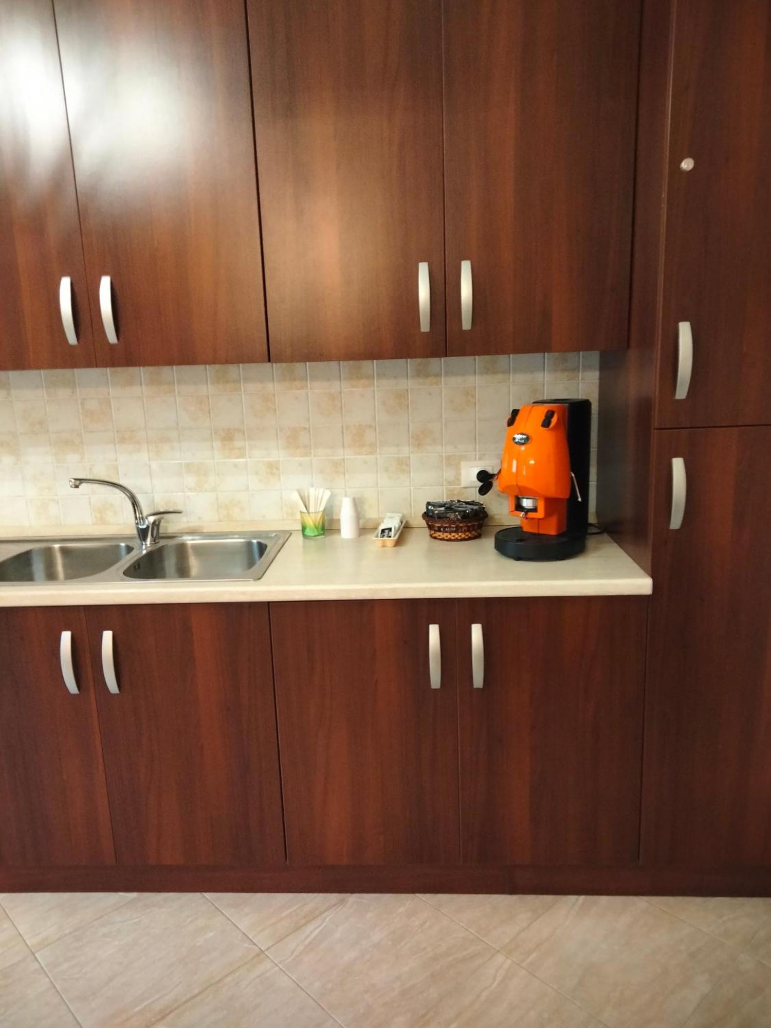 The Best Rooms & Apartments - Parcheggia Gratis Sotto Casa Ed Entra - 마자라데발로 외부 사진