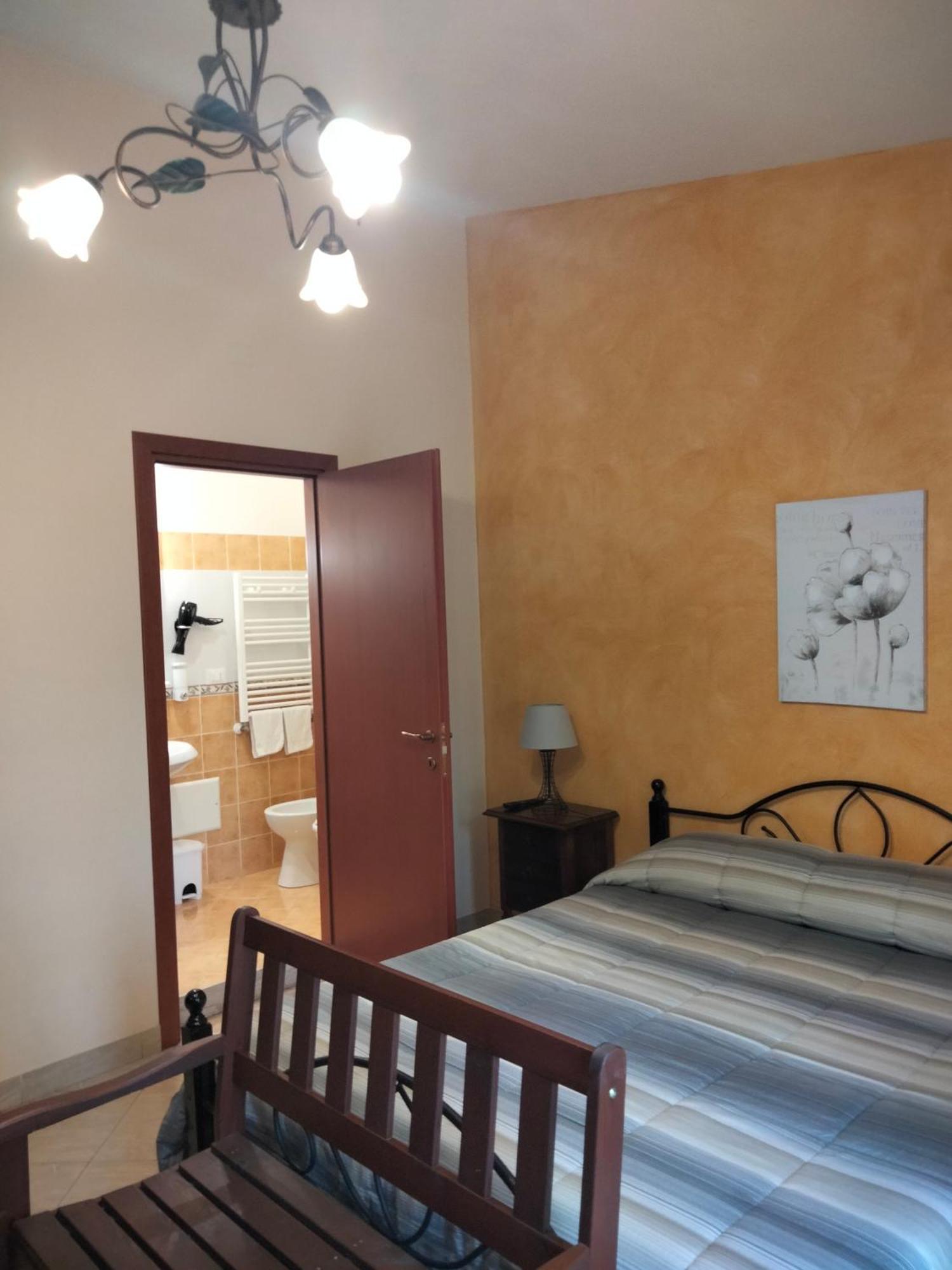 The Best Rooms & Apartments - Parcheggia Gratis Sotto Casa Ed Entra - 마자라데발로 외부 사진