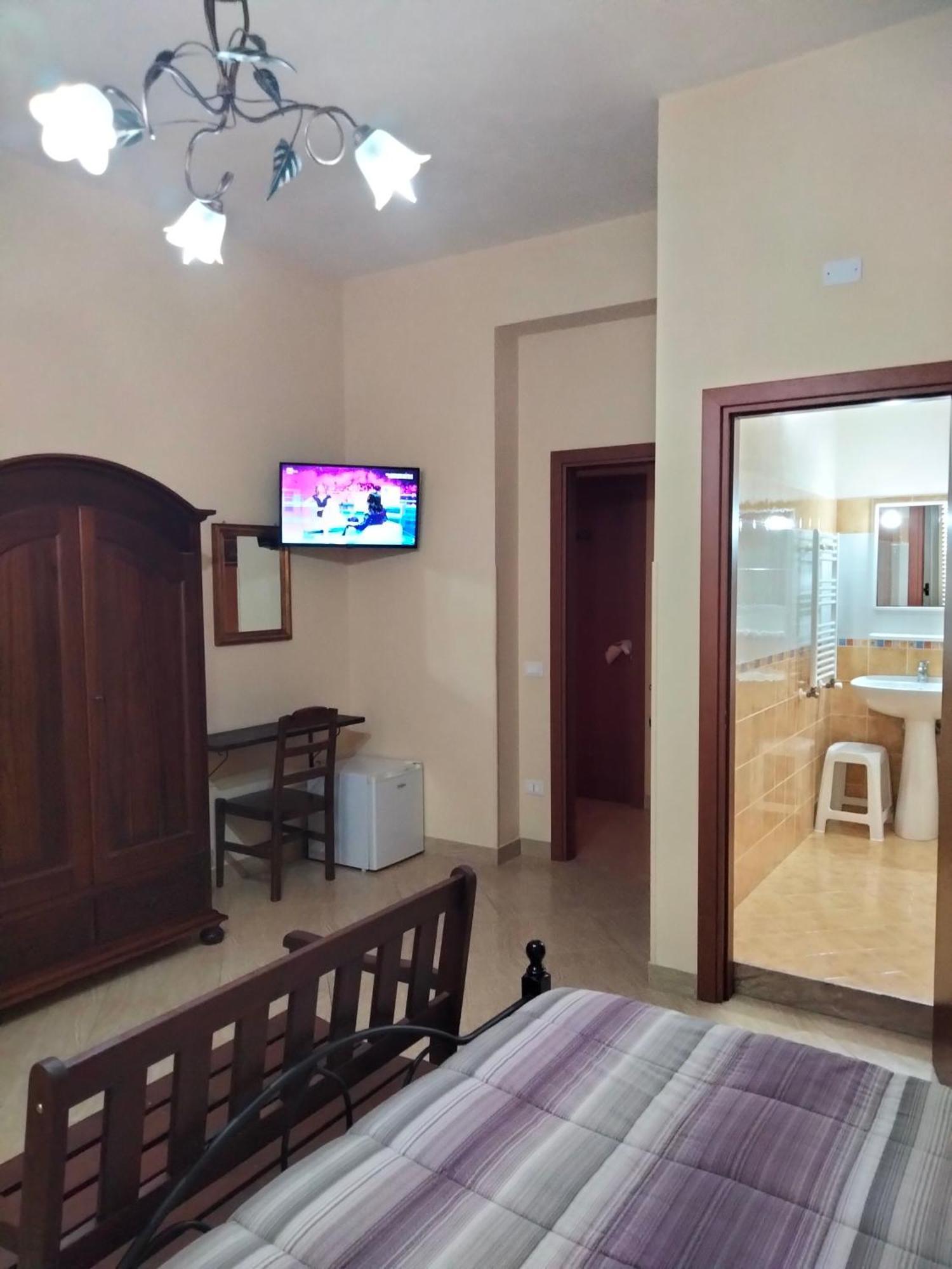 The Best Rooms & Apartments - Parcheggia Gratis Sotto Casa Ed Entra - 마자라데발로 외부 사진