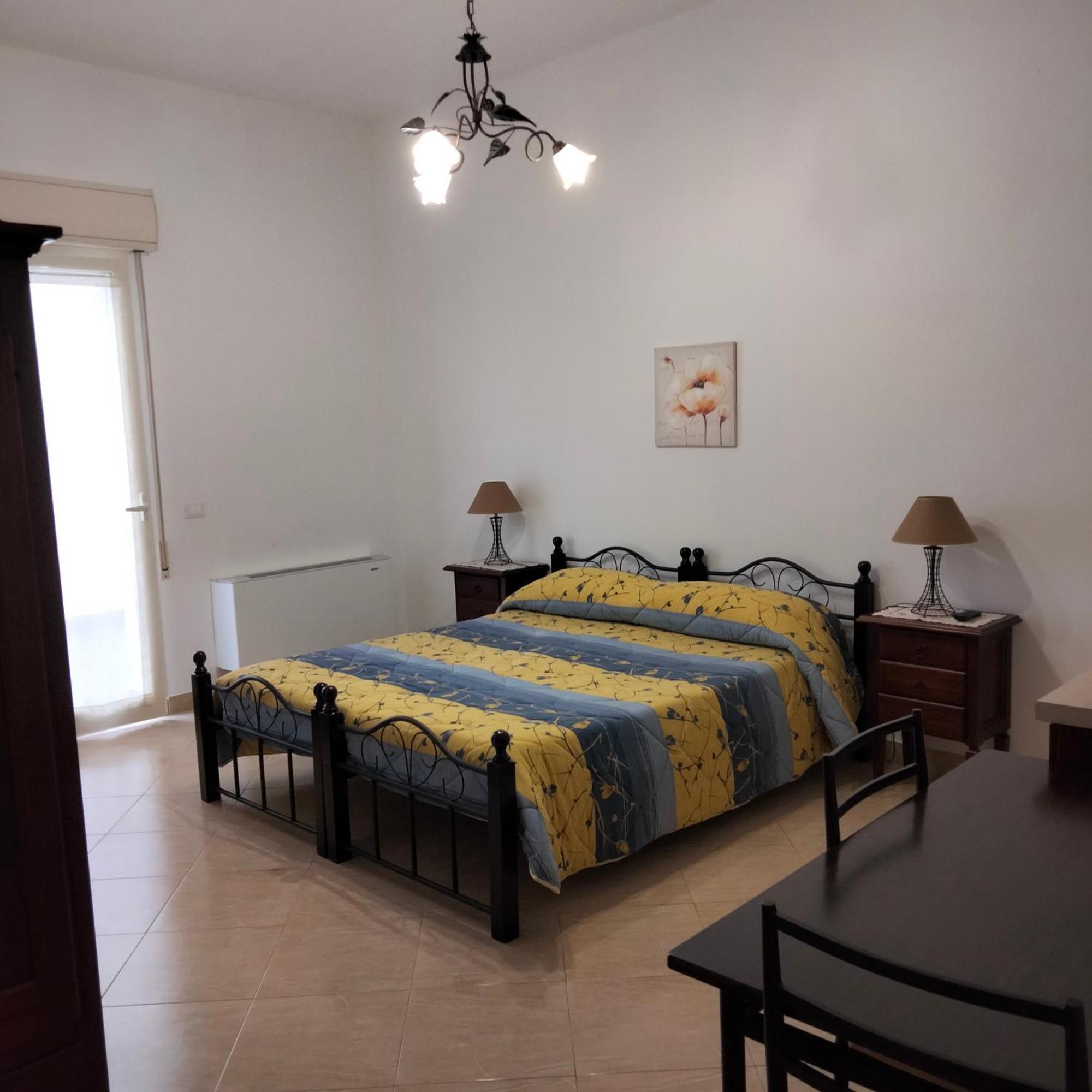 The Best Rooms & Apartments - Parcheggia Gratis Sotto Casa Ed Entra - 마자라데발로 객실 사진